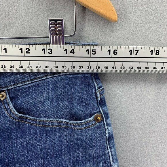 Duluth Trading Co Distressed Straight Leg Jeans Womens Size 8 Blue Denim 8x29 - Picture 10 of 12